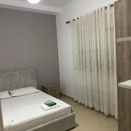 Apartman Aries *